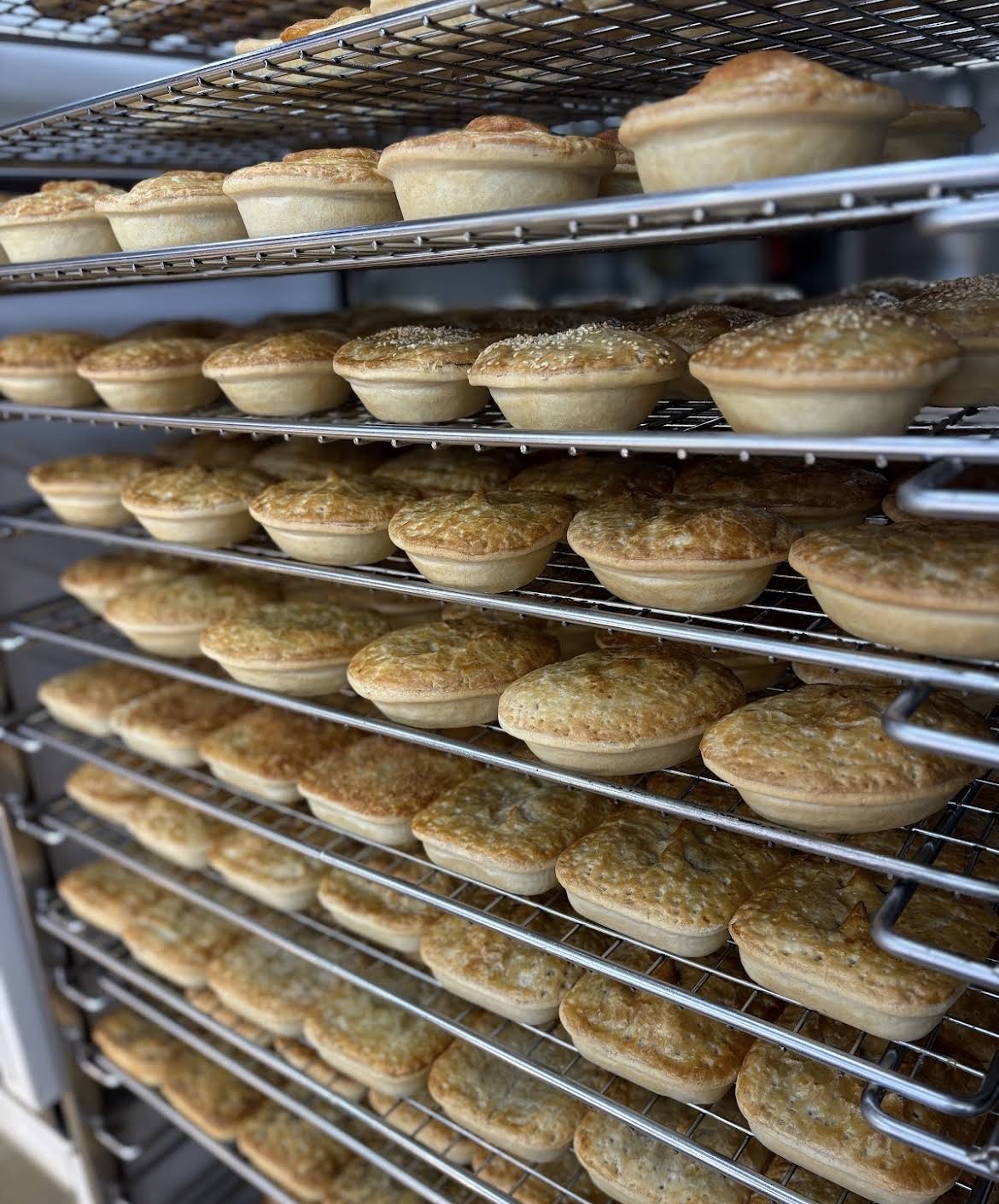 Rolf's Pies preview